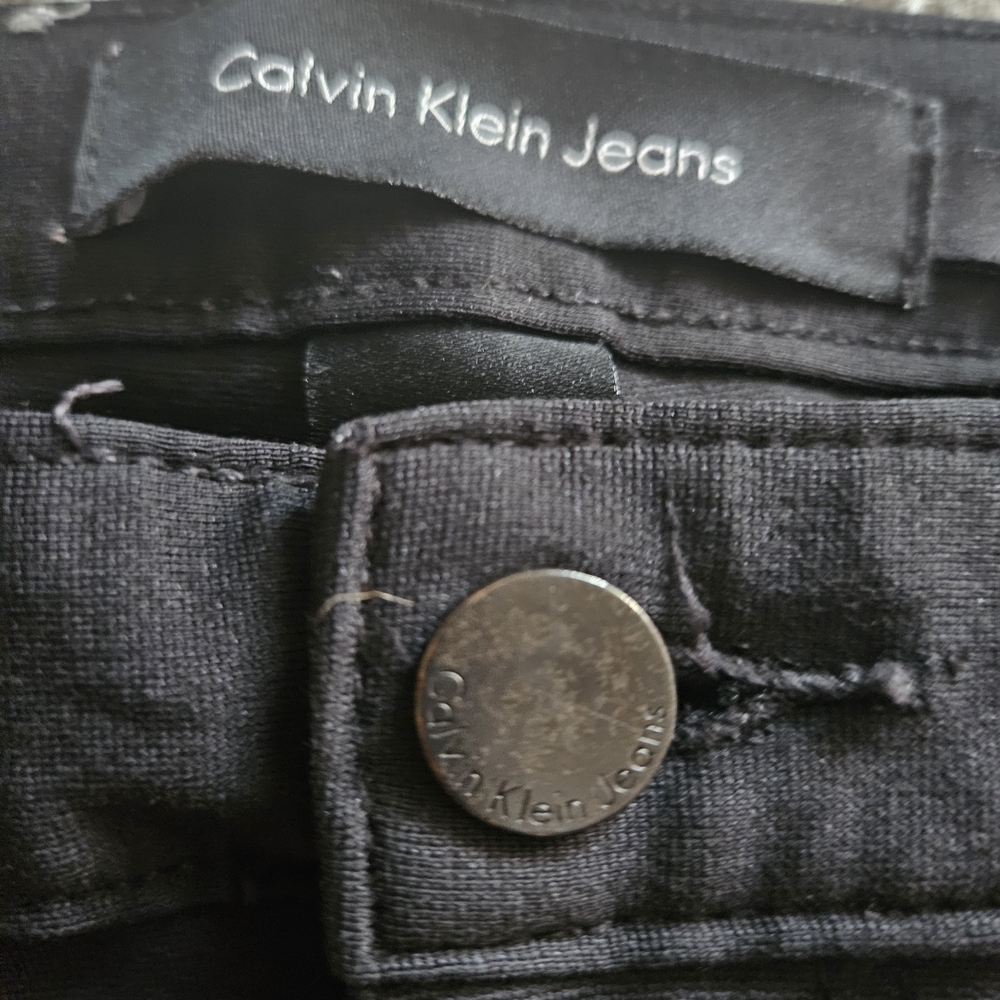 Calvin Klein Jeans Black Denim with Branded Metal Button - Picture 2 of 9